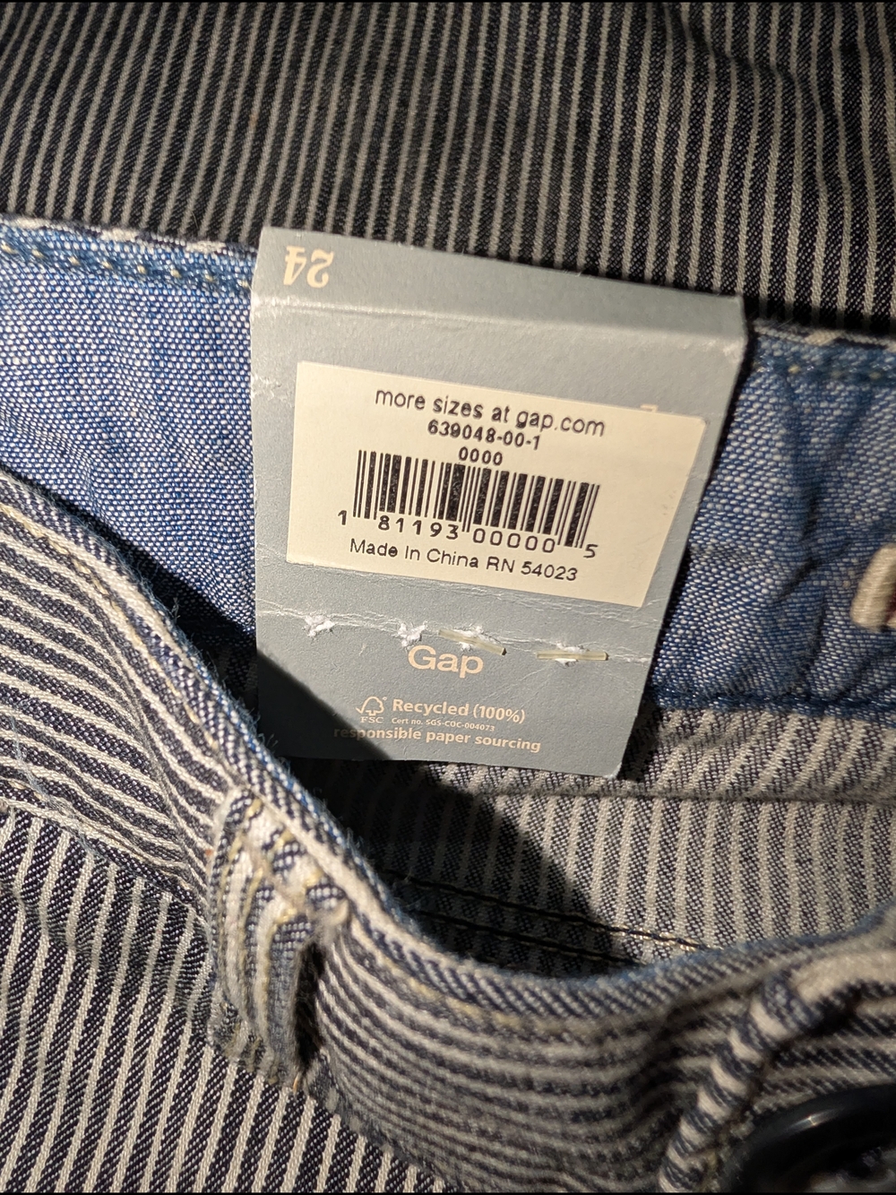 GAP•Low Rise Fitted Stretch Flare - Picture 7 of 9